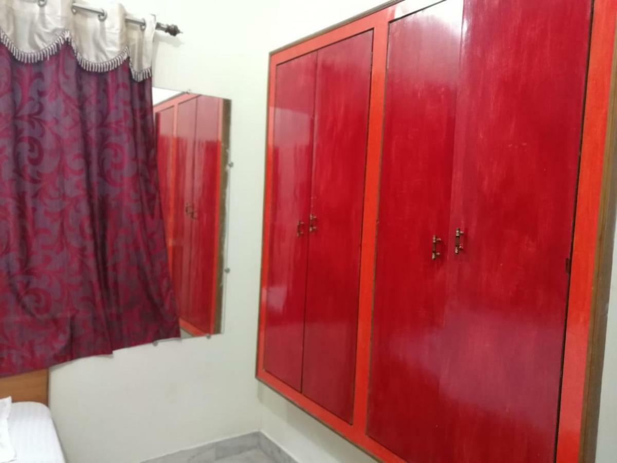 P G On Ganges Varanasi Exterior photo