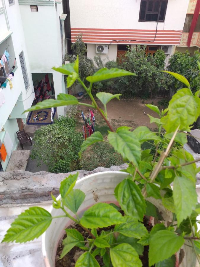 P G On Ganges Varanasi Exterior photo